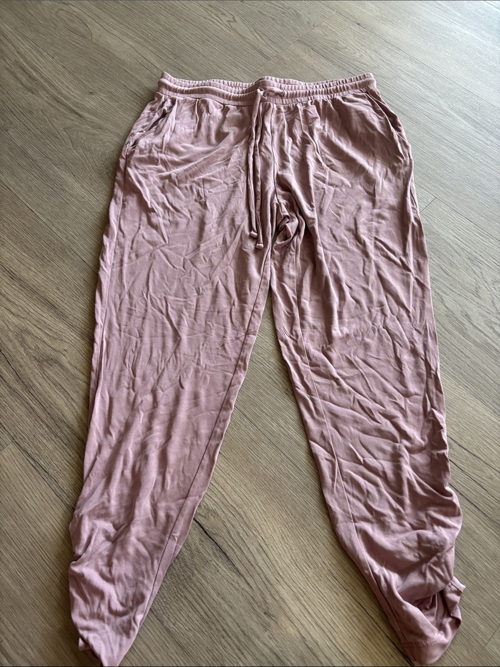 New York & Company Dusty Rose Jogger Pants